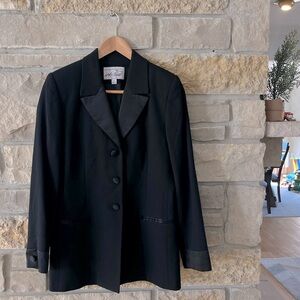 Lord & Taylor Black Wool Tuxedo Style Blazer Size 4